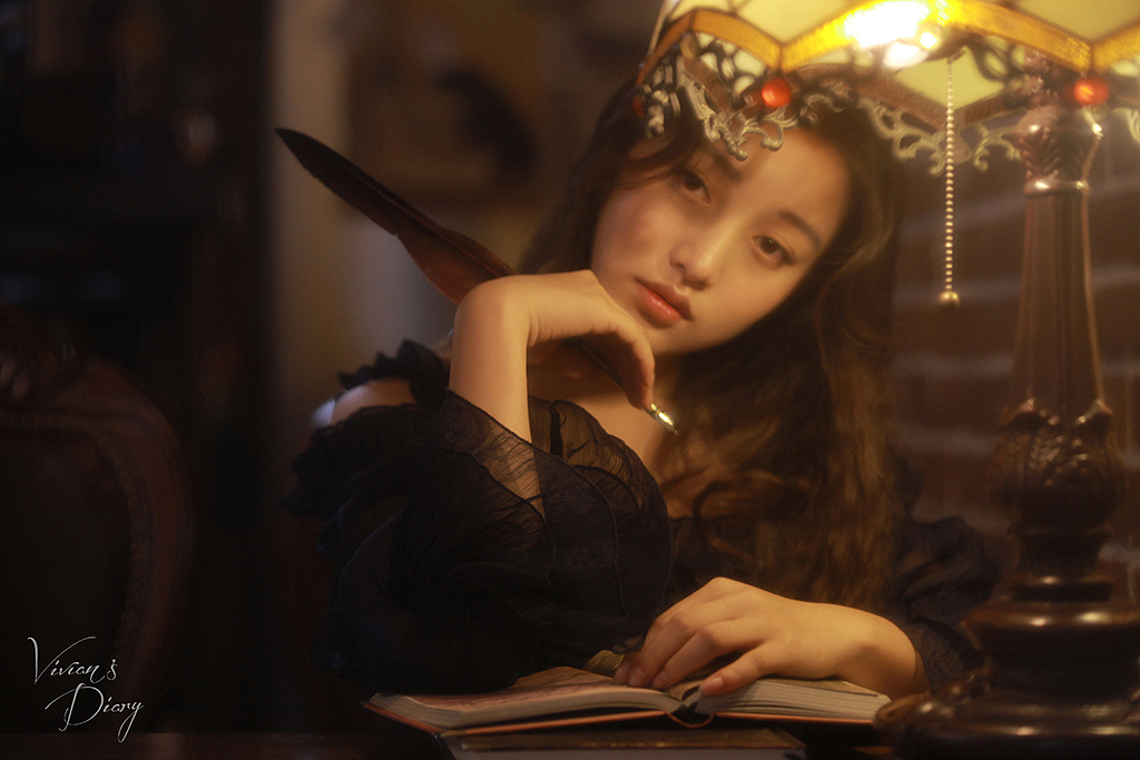 Vivian's Diary（图ZMjE5NjY3MTY=） - 人像摄影 - 站酷设计师摄影师蝈蝈小姐原创素材 - 站酷ZCOOL