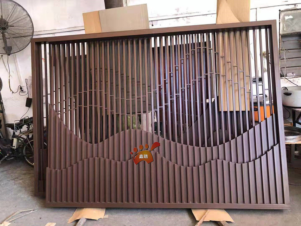 户外文化背景墙格栅 景墙不锈钢管焊接山形屏风款式图