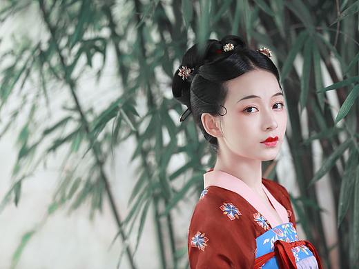 典雅古风人像（个人主页-ZNTYwNzQ3MDg=） - 修图/后期 - 站酷设计师萧瑟很忙原创素材 - 站酷ZCOOL