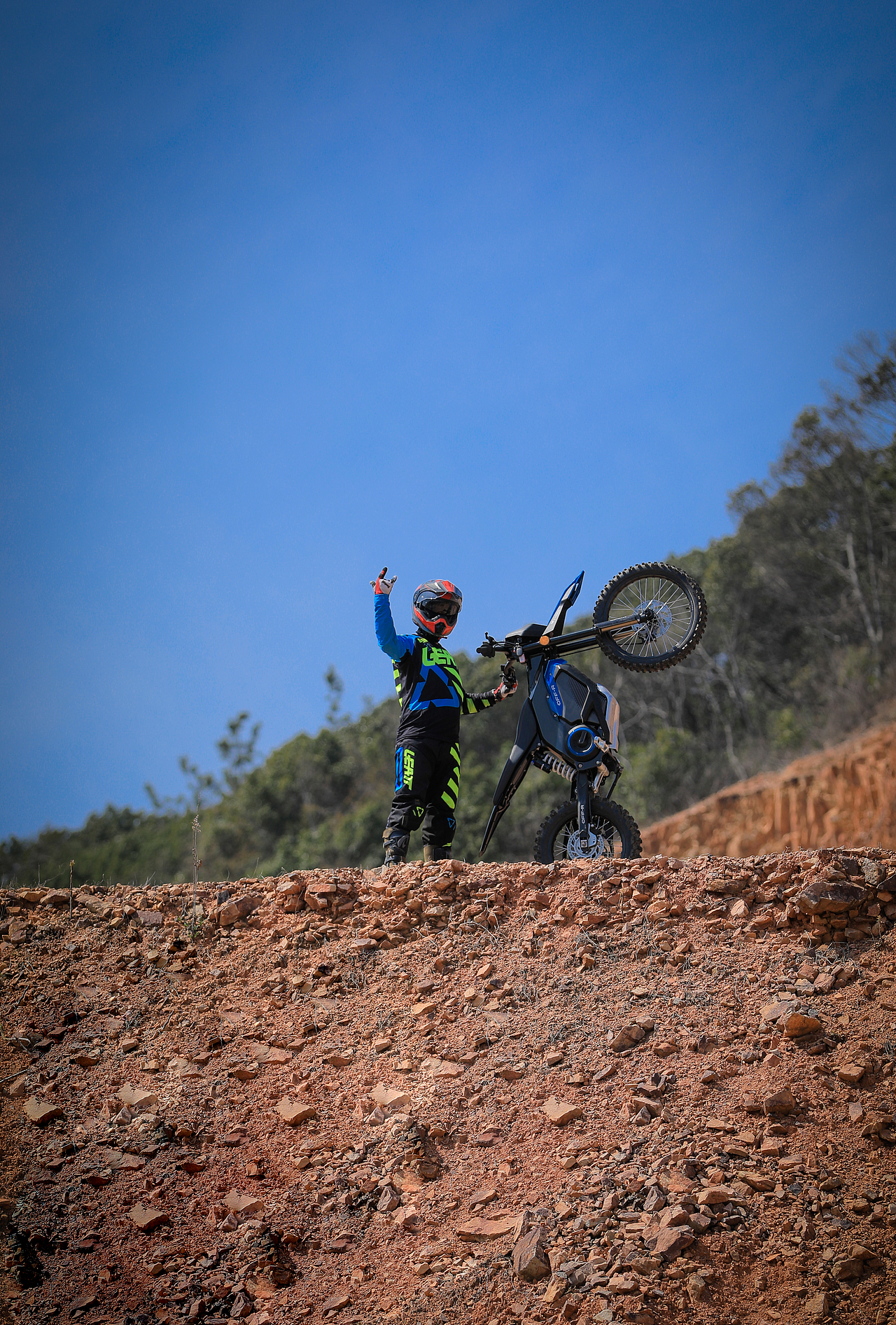 跨境电商产品摄影摩托车广告拍摄视频制作详情设计静物