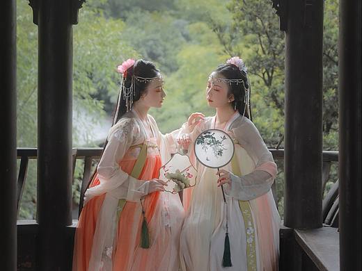 【庭院笙歌】