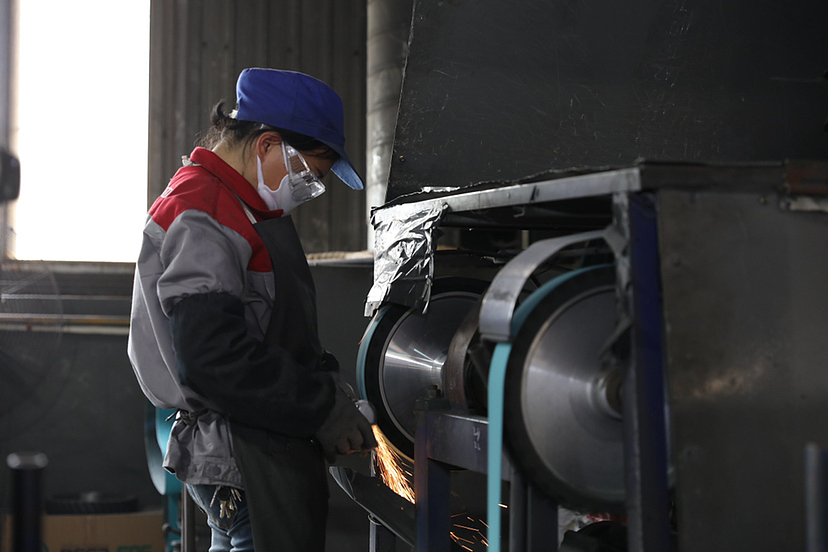 中国暖气工厂散热器工厂明装暖气工厂