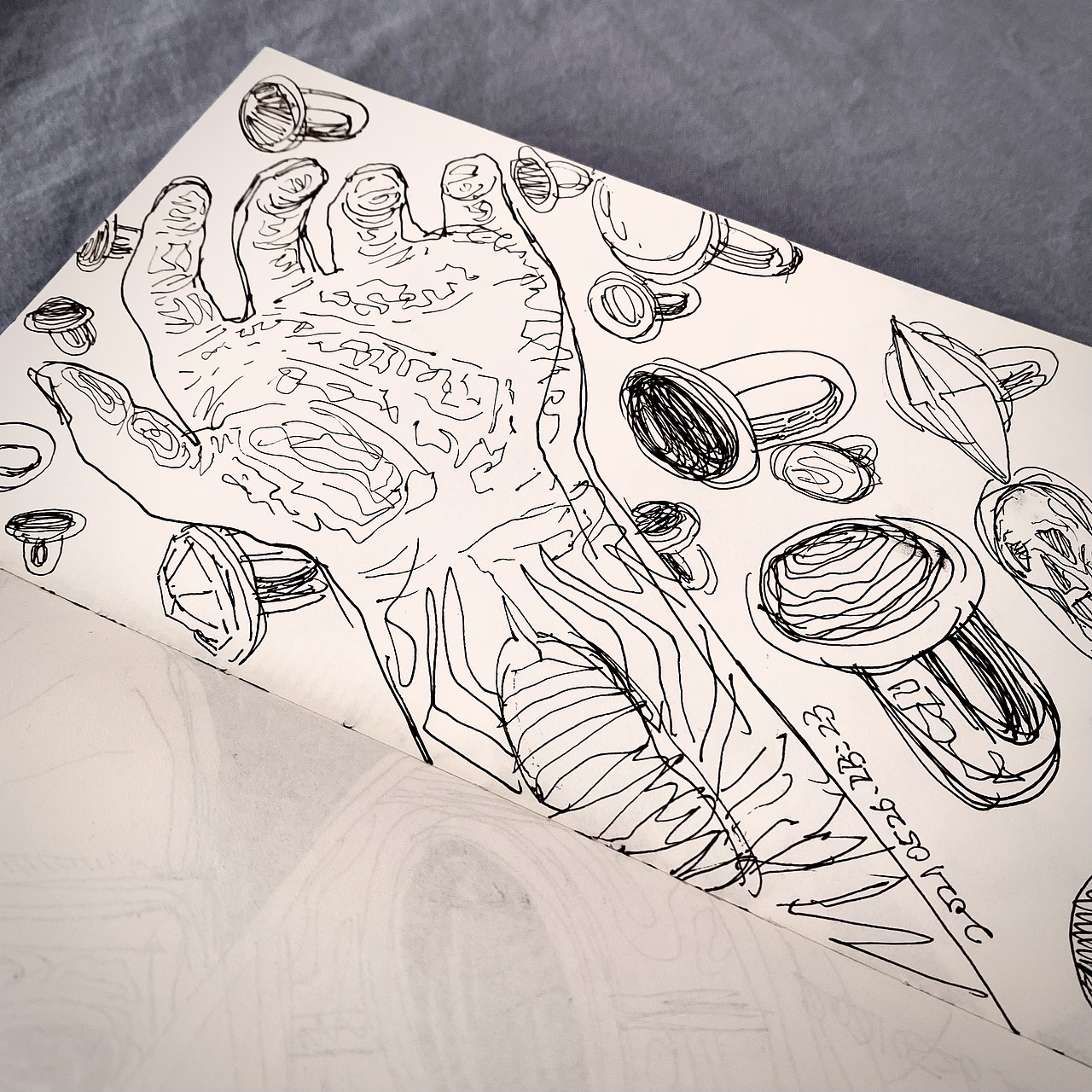 一些用速写记录的灵感（图ZMjg5NDgwODQ0） - 绘画 - 站酷设计师DABAICHEN大白原创素材 - 站酷ZCOOL