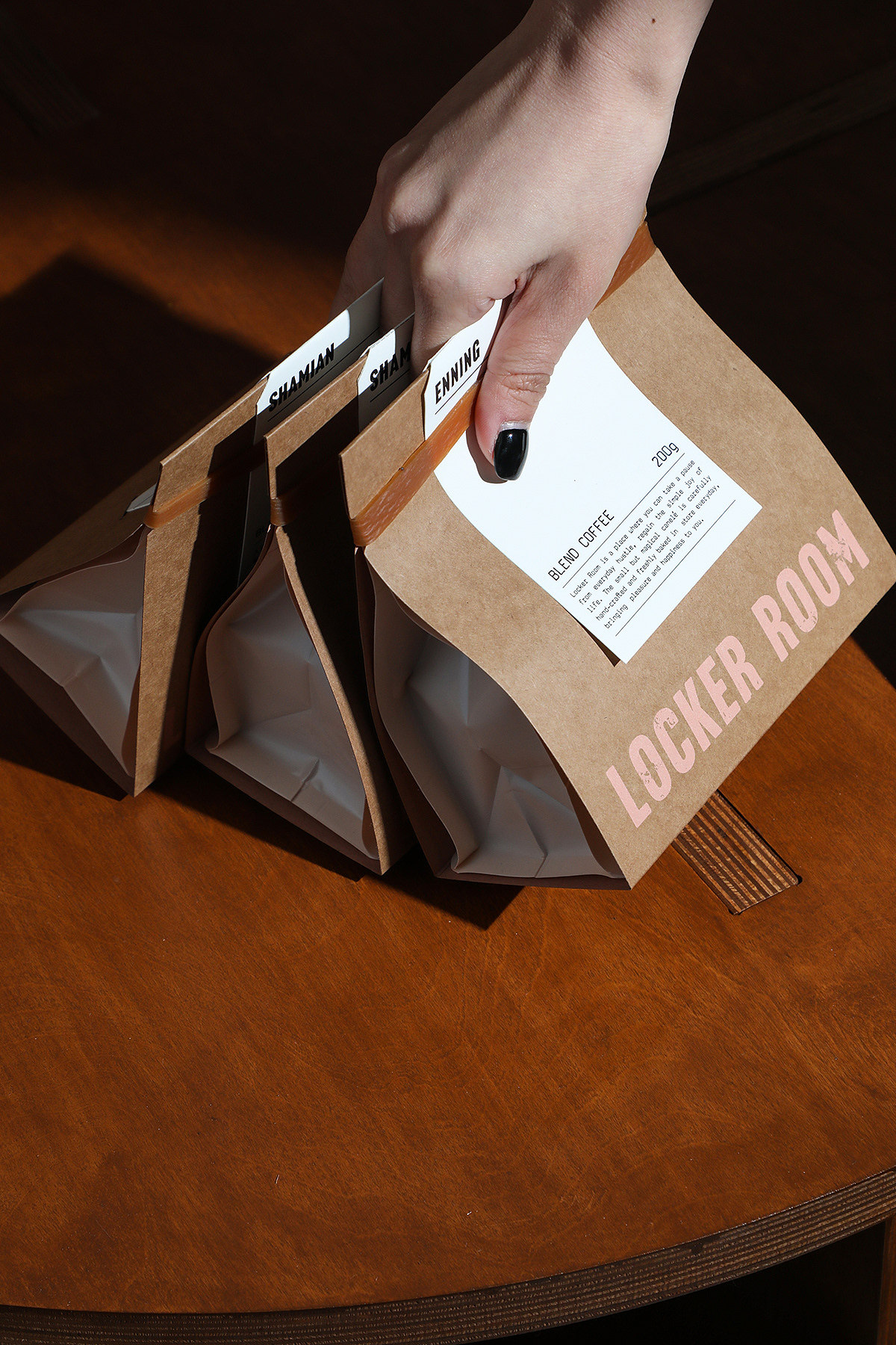 LOCKERROOM ARTISAN CANNELÉ&COFFEE VISUAL IDENTITY(图ZMzM2MTM2NzM2) - 品牌 - 站酷设计师lowkeydesign原创素材 - 站酷ZCOOL