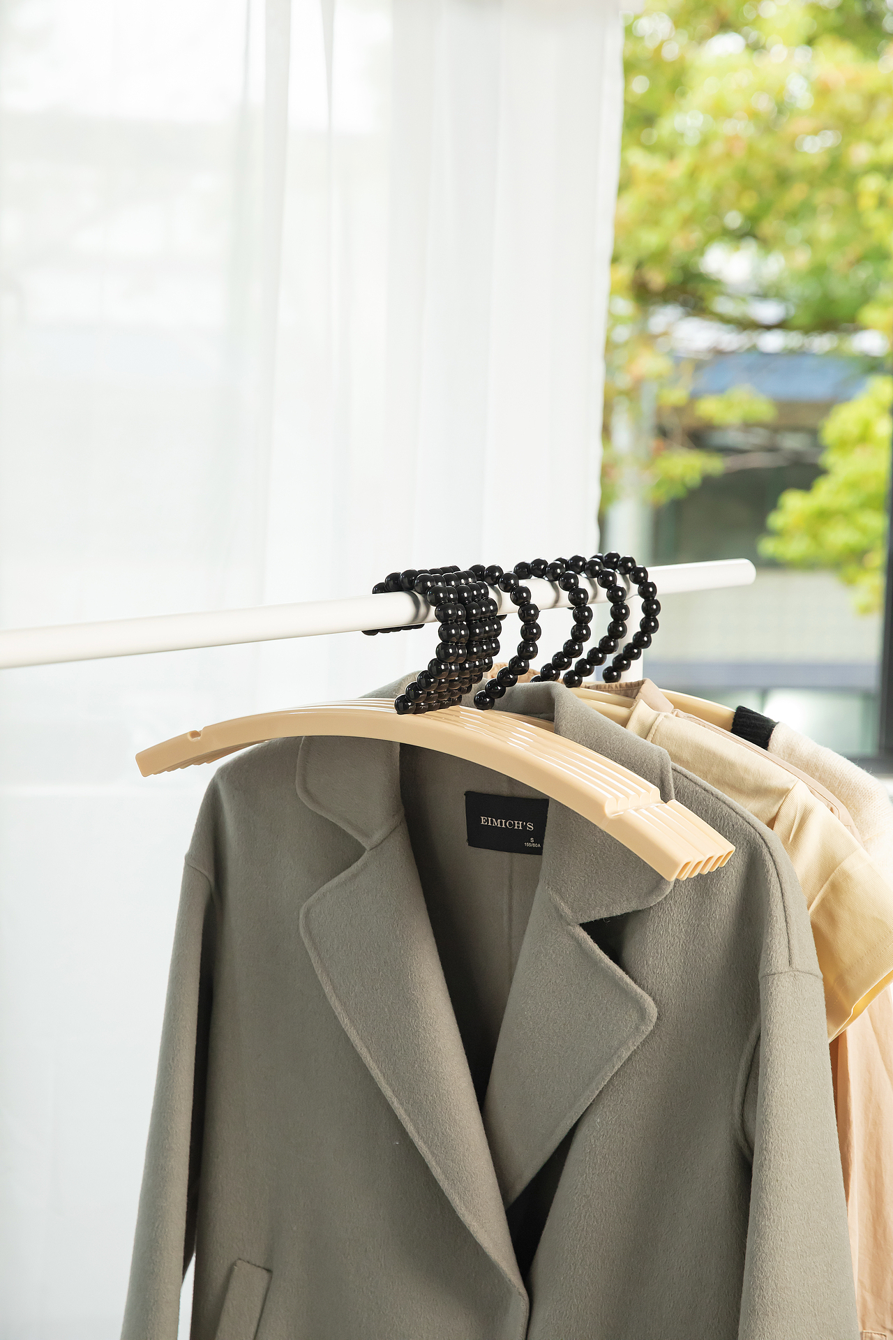 衣架拍摄（图ZMzQxODM2OTA4） - 产品摄影 - 站酷设计师画布摄影原创素材 - 站酷ZCOOL