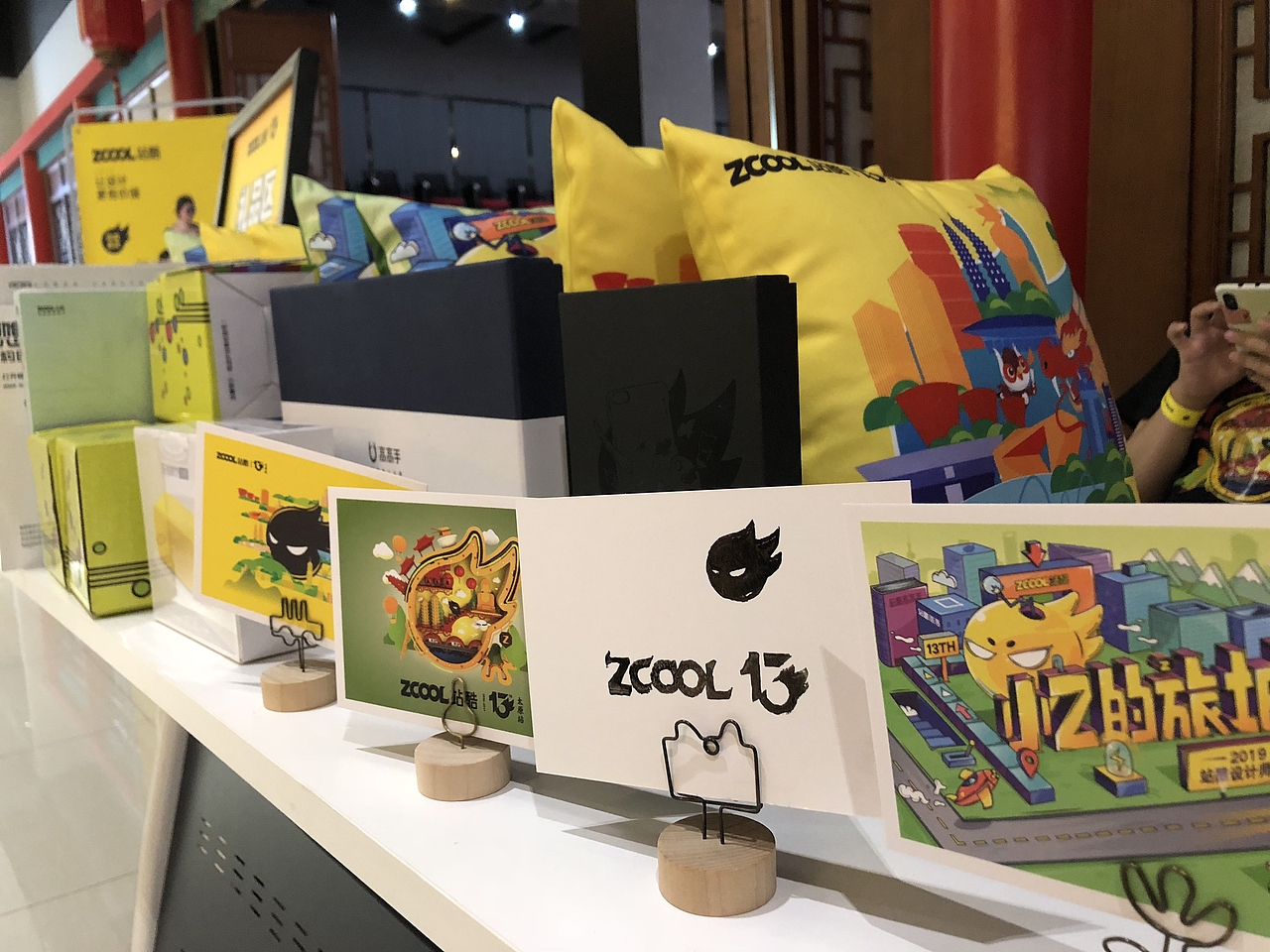 2019 站酷设计师大趴——太原站（图ZMTcwMzUzMDQ0） - 人像摄影 - 站酷设计师光光的寂寞谁懂原创素材 - 站酷ZCOOL