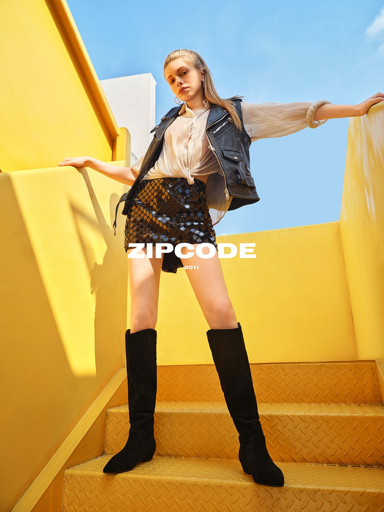 商业摄影｜好天气玩色彩 女鞋拍摄（图ZMzc5Mzc3MDcy） - 人像摄影 - 站酷设计师热蔻视觉原创素材 - 站酷ZCOOL