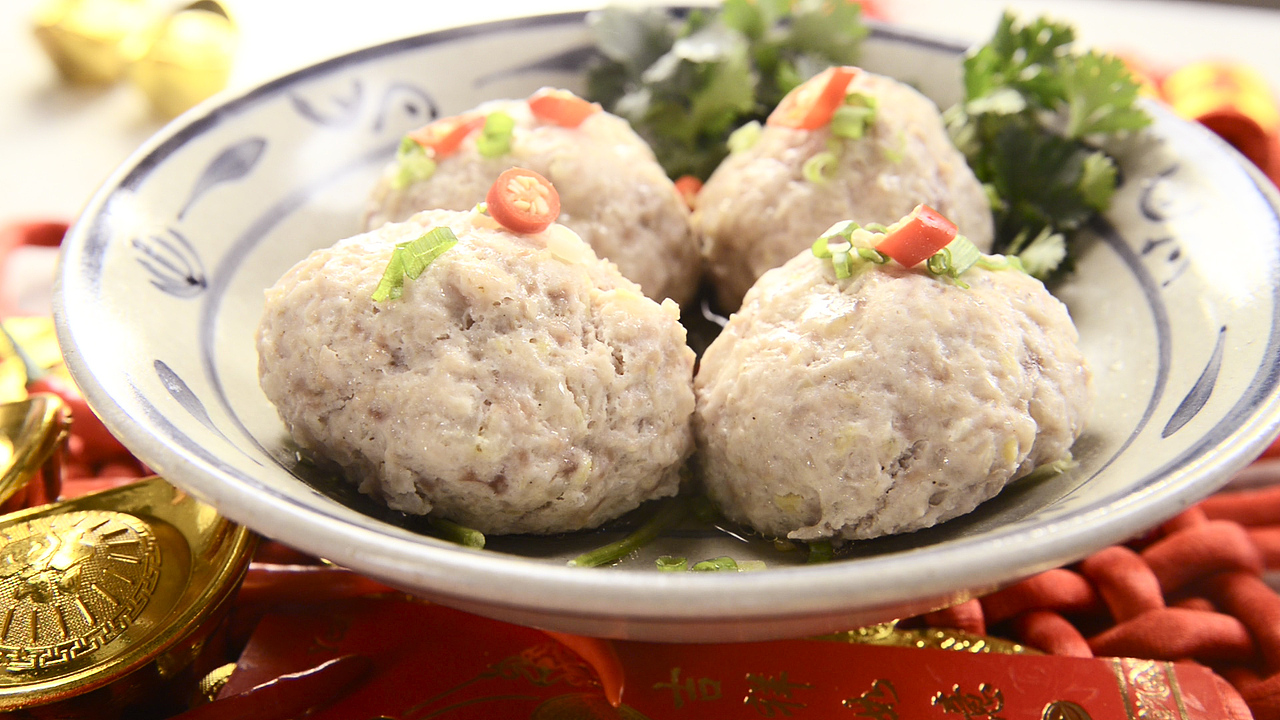 清蒸狮子头，荸荠的清香让丸子口感爆棚（图ZMTAyOTE5NTA0） - 影视后期 - 站酷设计师八搭美食原创素材 - 站酷ZCOOL