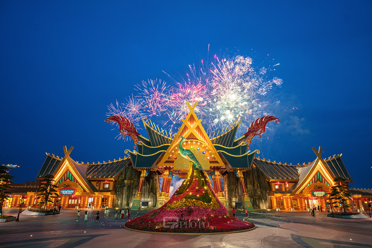 七彩云南古滇名城（图ZMTQ1NDQ4OTI4） - 环境/建筑摄影 - 站酷设计师建筑摄影师蔡延原创素材 - 站酷ZCOOL