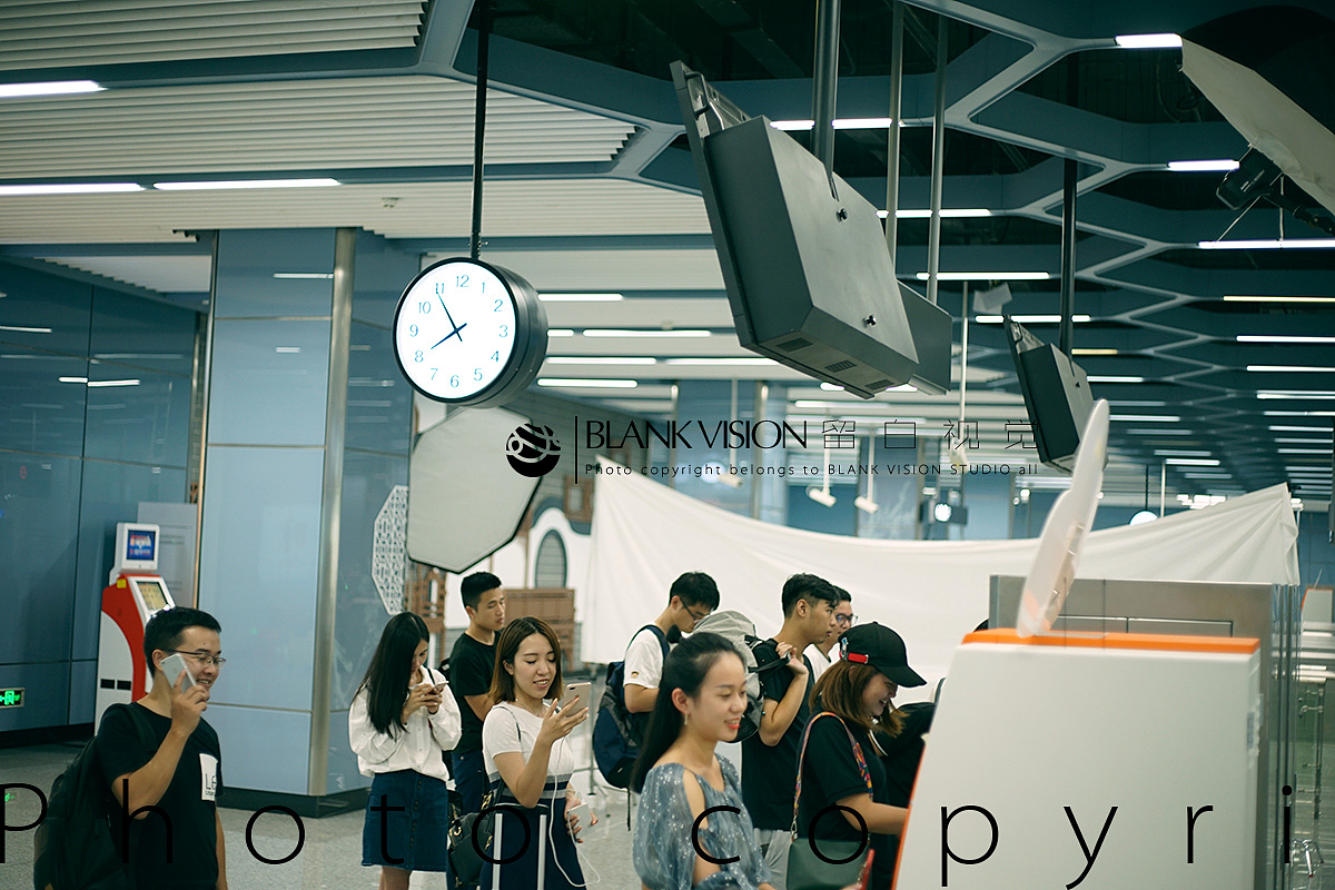 银联移动支付地铁站广告（图ZMTc2MjM4MTg4） - 人像摄影 - 站酷设计师留白视觉原创素材 - 站酷ZCOOL