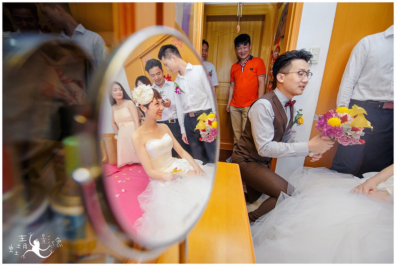 青蛙摄影婚礼拍摄-逗逼是你逗逼!