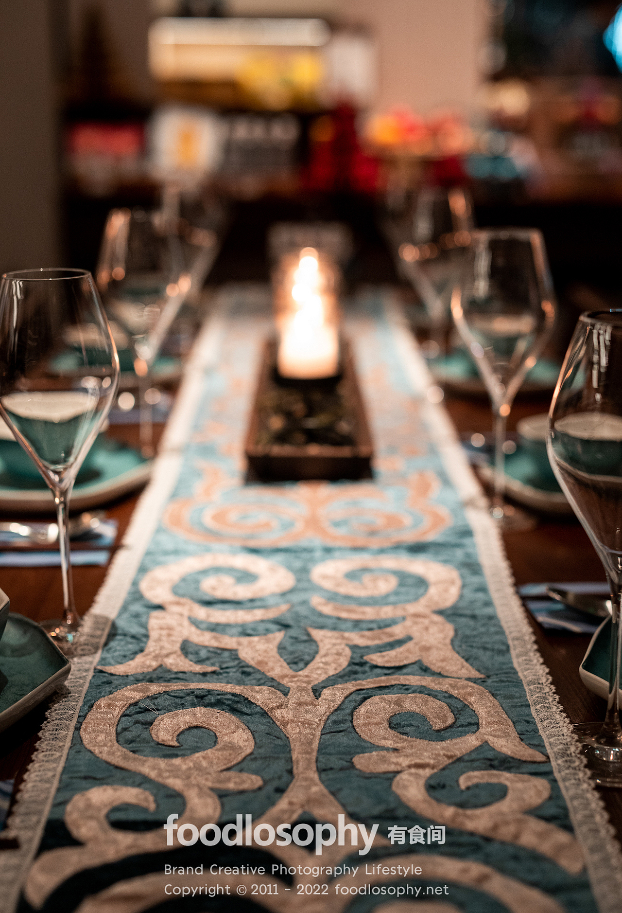 伊犁蓝 × 有食间｜耶里夏丽旗下海派轻奢新疆菜（图ZMjg1NzU1NzI4） - 美食摄影 - 站酷设计师有食间原创素材 - 站酷ZCOOL