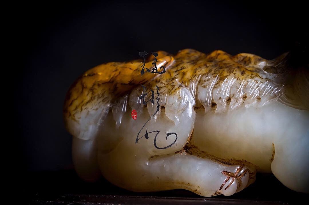 藏品 | 犬 和田玉纯籽料（图ZMTU1MDc4Nzc2） - 产品摄影 - 站酷设计师吴杰雄摄影师原创素材 - 站酷ZCOOL