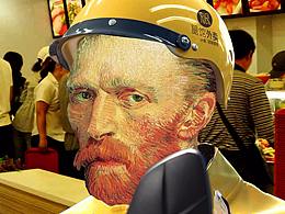 無論我們多么卑微，都有堅持夢想的權(quán)力