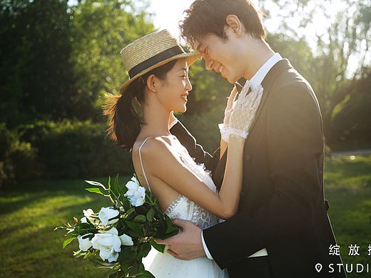 电影系草坪婚纱照🍃