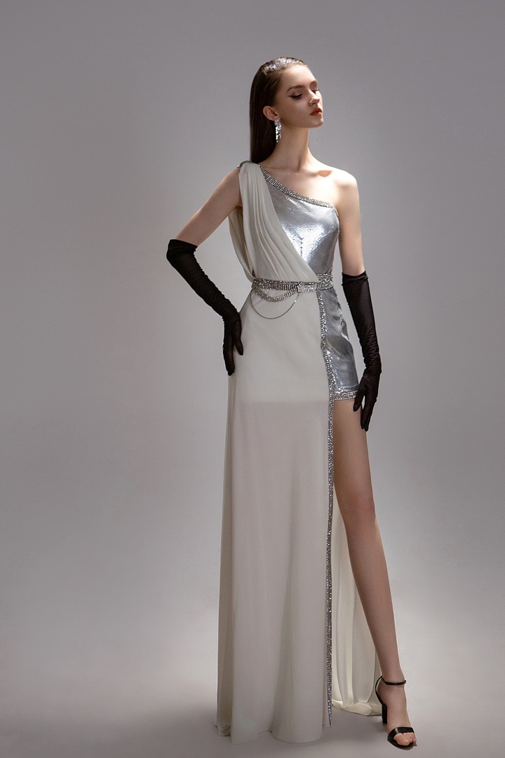 冷艳型女模 Anna