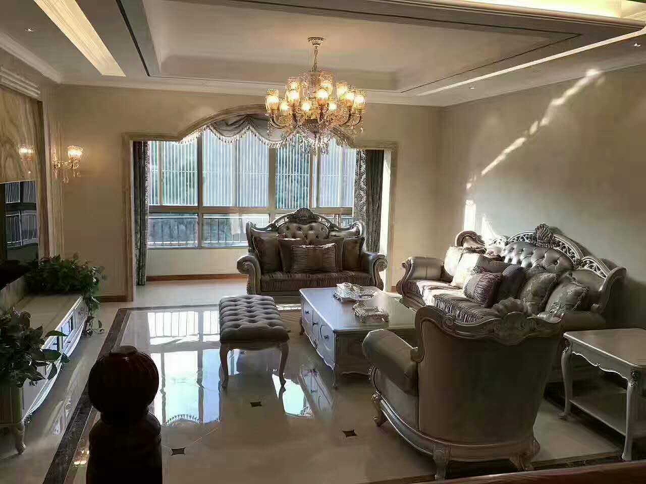 贵阳三大品牌装修公司,贵阳川豪装饰家装公司,贵阳家装设计服务公司,贵阳设计师作品
24H在线电话:18785254470