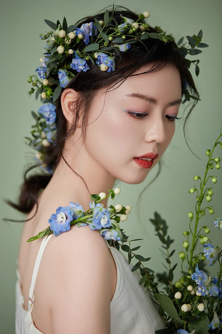 婚纱人像妆面造型创作（图ZMzUxNTc0MjMy） - 时尚/艺术摄影 - 站酷设计师太清楚了AICG原创素材 - 站酷ZCOOL