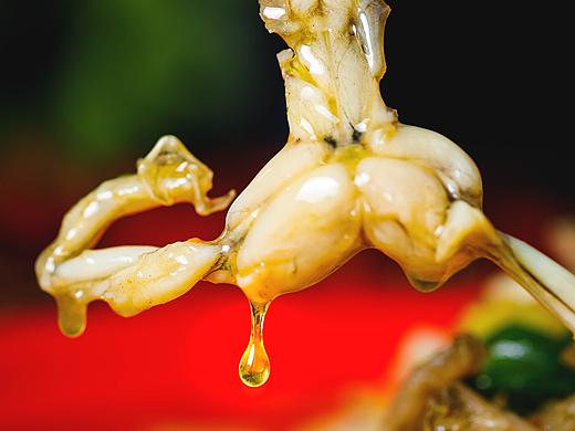成都十一街网红苍蝇馆子《拈一筷子》