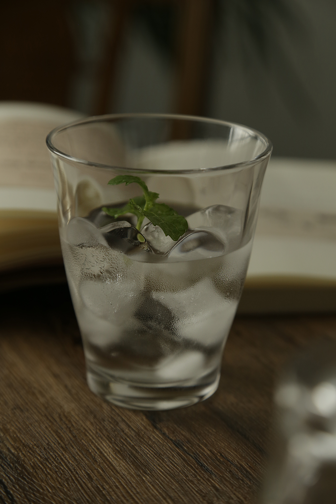 锤纹玻璃杯（图ZMjg2NDgzMjA4） - 产品摄影 - 站酷设计师晚汐Tide原创素材 - 站酷ZCOOL