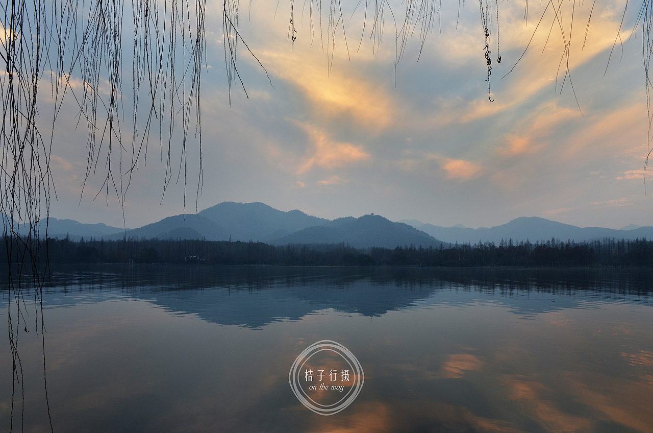 深夜食堂（图ZMjQwMTA0NDA=） - 产品摄影 - 站酷设计师桔子供销社原创素材 - 站酷ZCOOL