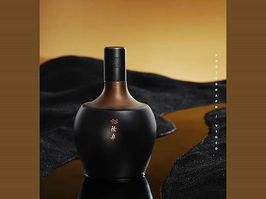 裕后泉✖INLIGHT l 白酒拍摄