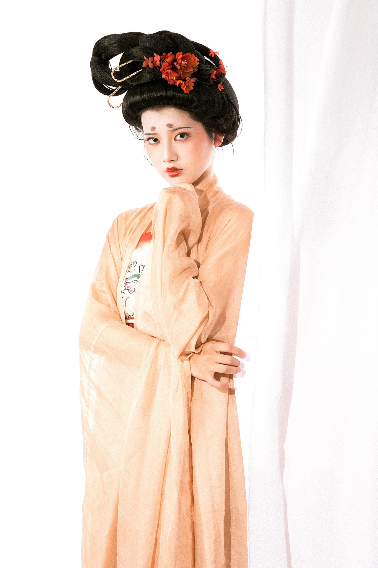 会向瑶台月下逢 古风汉服系列作品（图ZMjg2NTQzODY4） - 人像摄影 - 站酷设计师LIMO摄影工作室原创素材 - 站酷ZCOOL