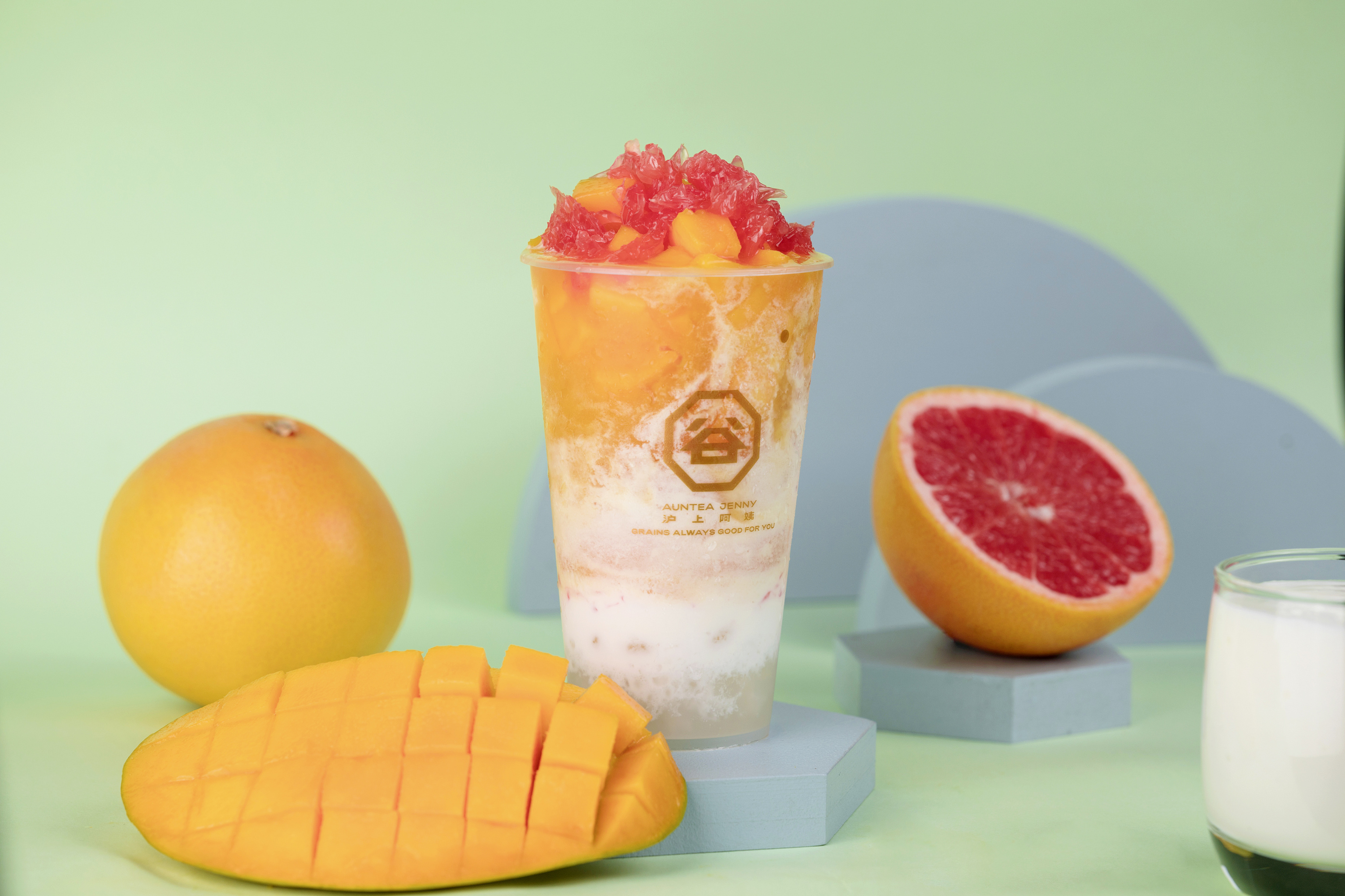 沪上阿姨杨枝甘露奶茶|摄影|产品摄影|小张啥也不会 - 原创作品