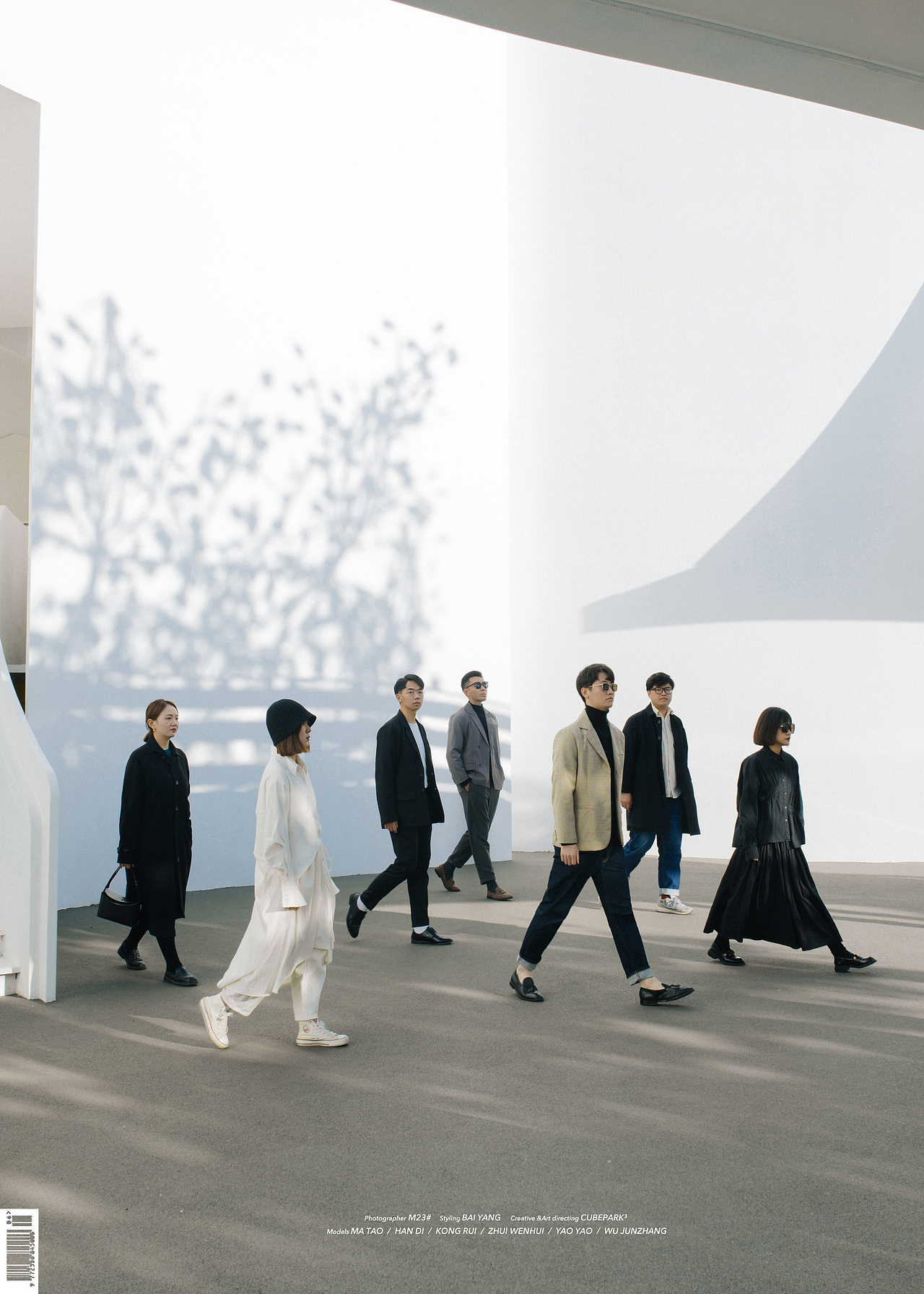 工作室秋日团建照（图ZMjc5MTMxOTU2） - 人像摄影 - 站酷设计师baiyang421原创素材 - 站酷ZCOOL