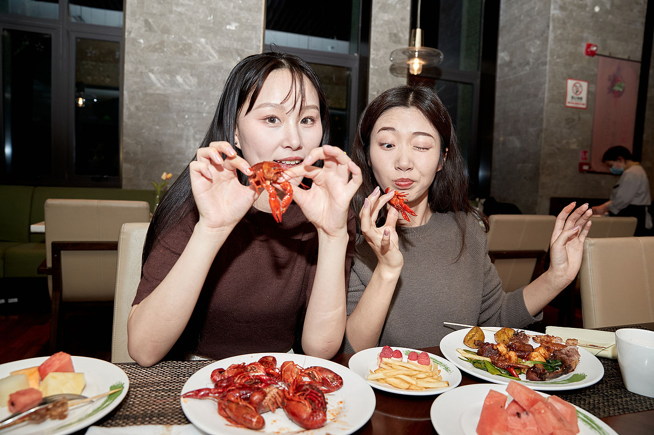 还是图库素材 挺凌乱