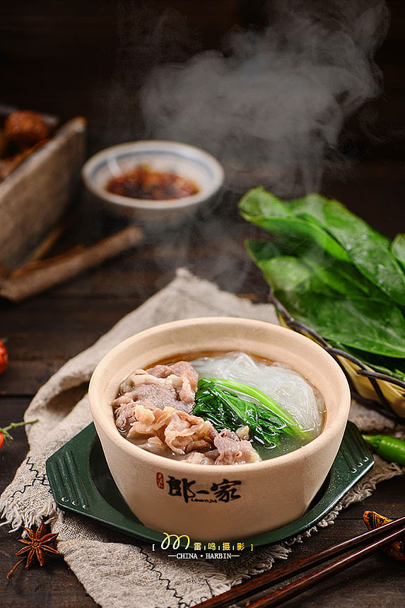 《郎一家》砂锅 面条 熏酱 凉拌小菜 哈尔滨雷鸣摄影（图ZMjMzNzU5Njc2） - 产品摄影 - 站酷设计师雷鸣摄影原创素材 - 站酷ZCOOL