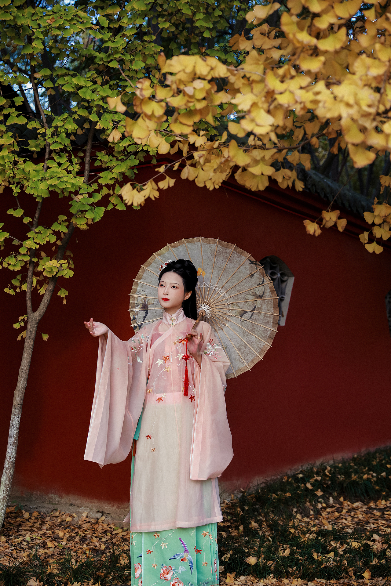 三秋色（图ZMTM2MzUwMDA0） - 人像摄影 - 站酷设计师柳腰轻原创素材 - 站酷ZCOOL