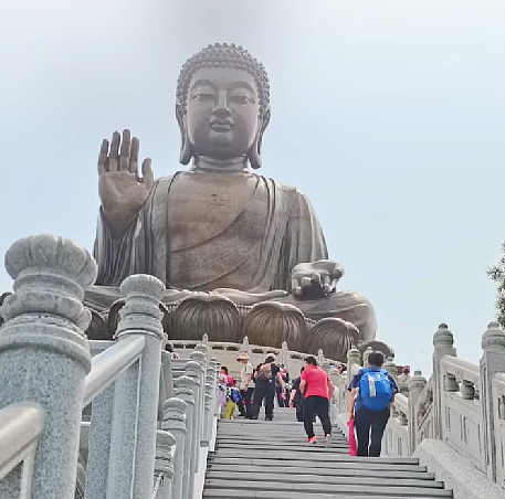离岛区·香港大屿山宝莲禅寺