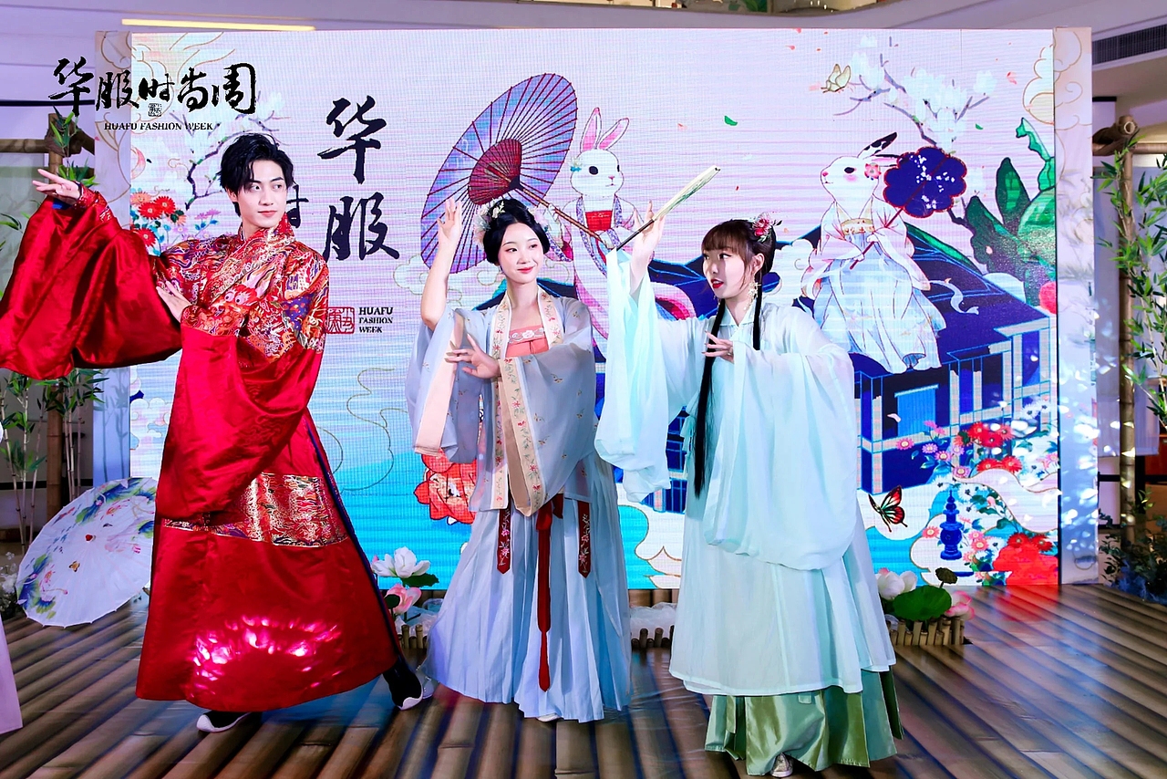 2020杭州湖滨银泰华服时尚周