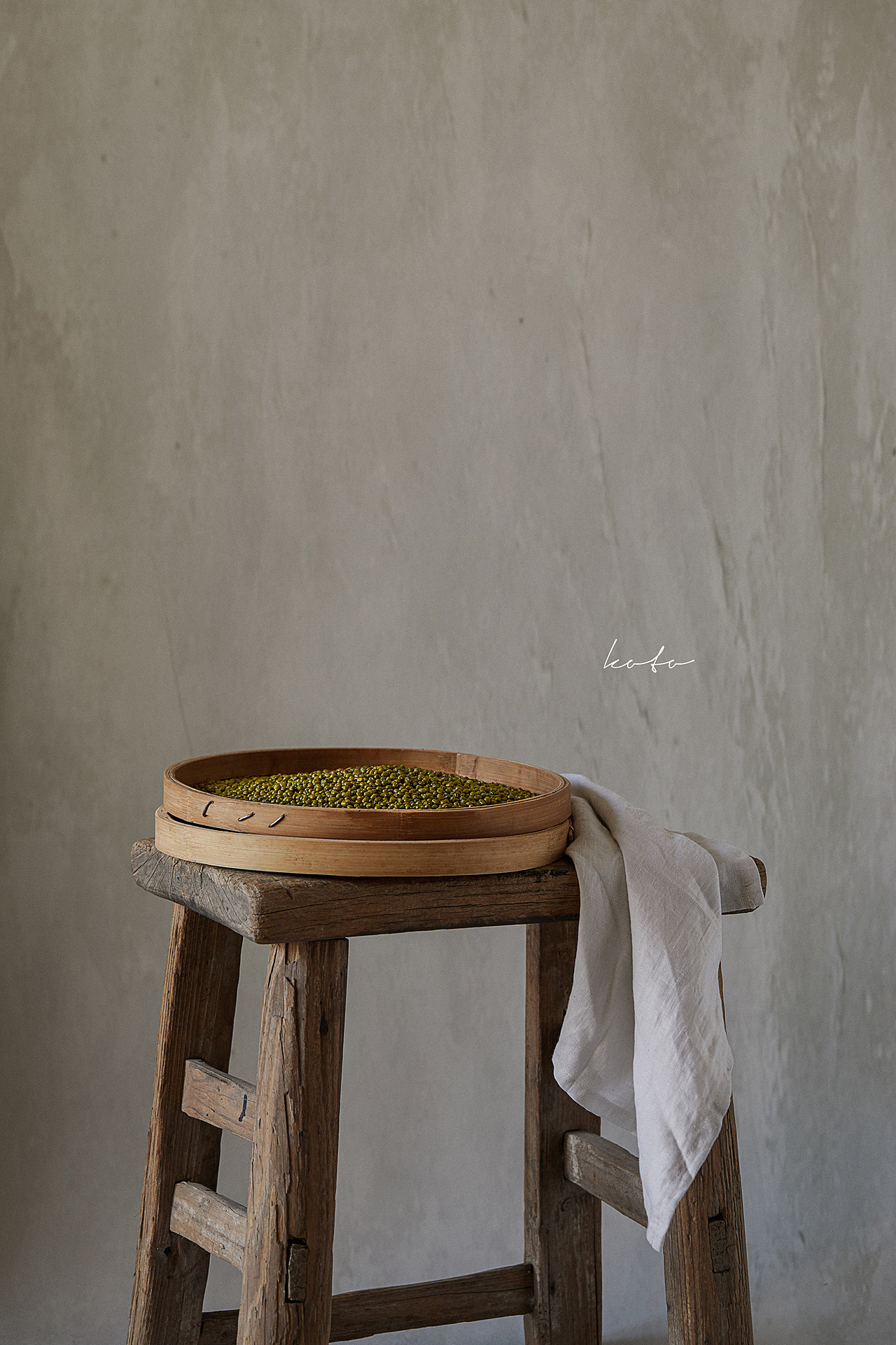 白色9月推文新品拍摄（图ZMzE1MjEzMjM2） - 产品摄影 - 站酷设计师刘佩相_koto原创素材 - 站酷ZCOOL