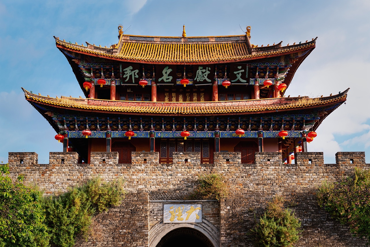 大理古城 2023.5.1（图ZMzQxMDQ1NTMy） - 环境/建筑摄影 - 站酷设计师摄影师杨涛原创素材 - 站酷ZCOOL