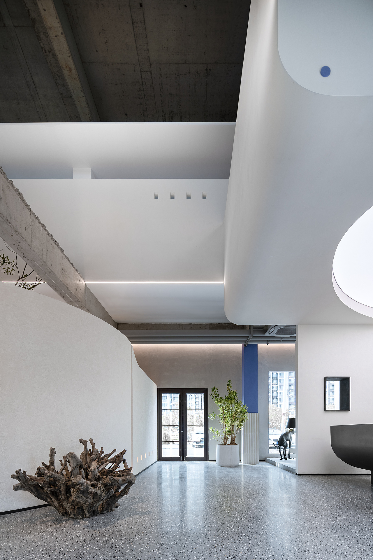 光束游戏 - RAyinGallery