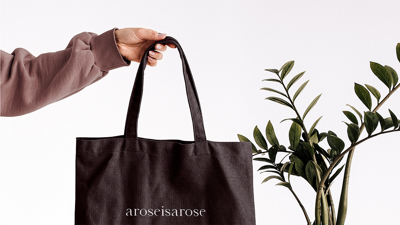 aroseisarose玫瑰是玫瑰品牌形象焕新-成为你自己