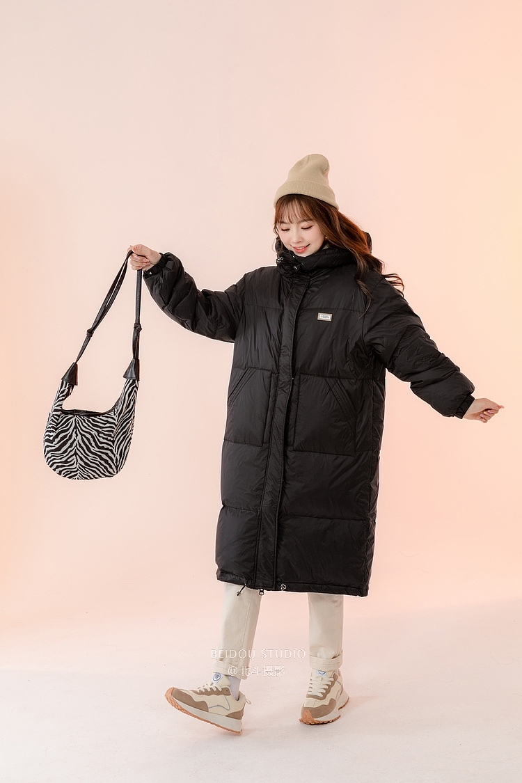 模特丹婷拍摄 羽绒服拍摄 外套拍照