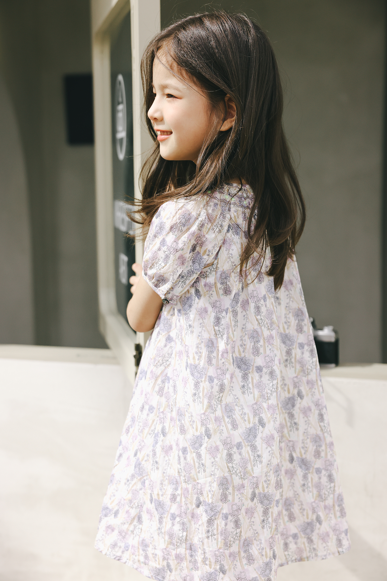Mitti 2022春夏 my little diary主题系列拍摄（图ZMzEwNjc0NzAw） - 人像摄影 - 站酷设计师摄影师萨摩原创素材 - 站酷ZCOOL
