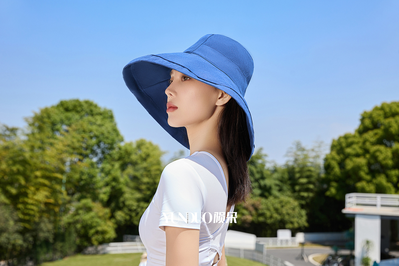 防嗮口罩 防晒冰袖 防晒衣 防晒帽 焦下风格防嗮（图ZMzU0NzkyMDk2） - 产品摄影 - 站酷设计师陨朵商拍刘大奇原创素材 - 站酷ZCOOL