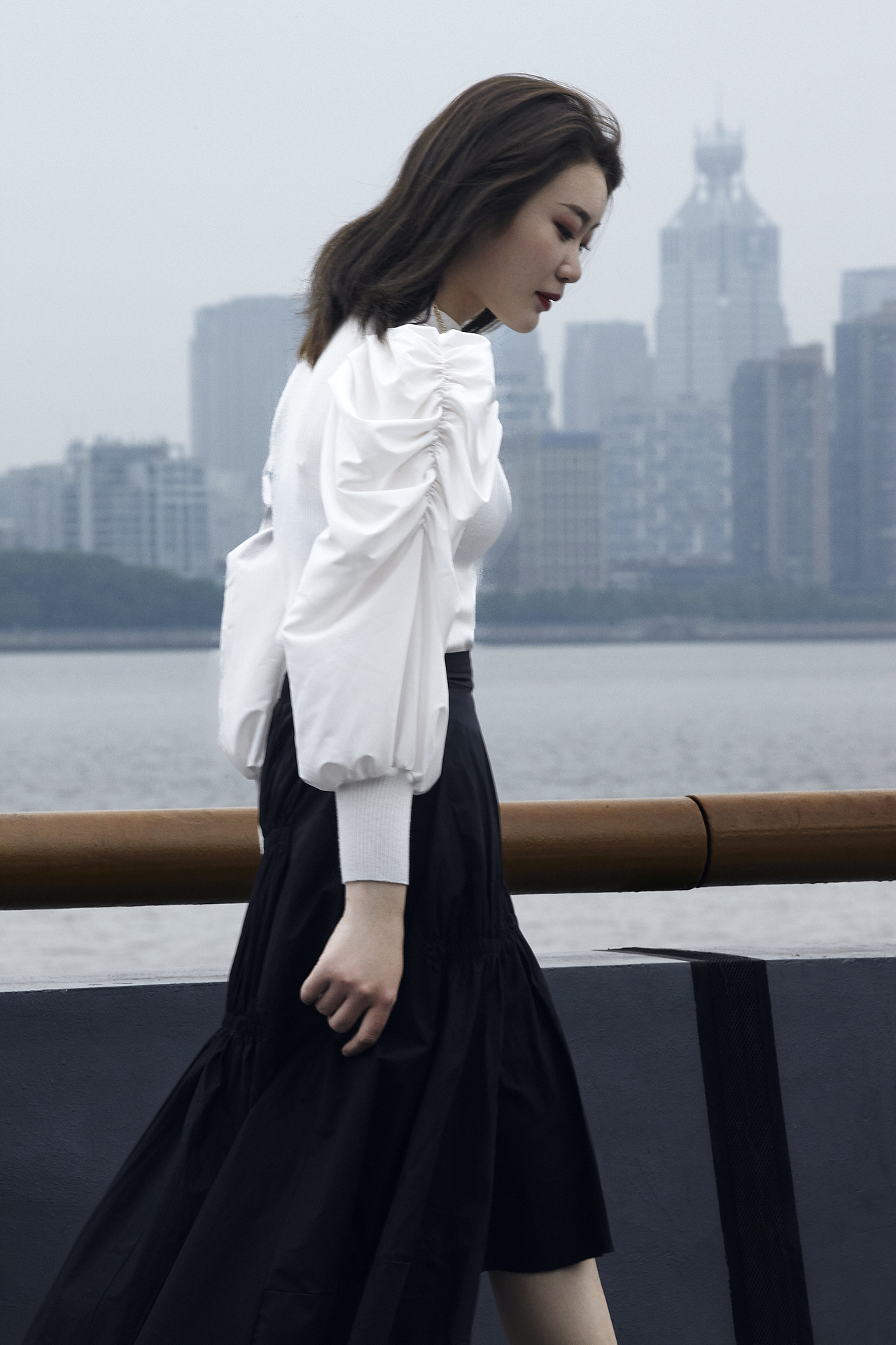 江边——雨（图ZMzA2ODk2NDky） - 人像摄影 - 站酷设计师JPG摄影工作室原创素材 - 站酷ZCOOL