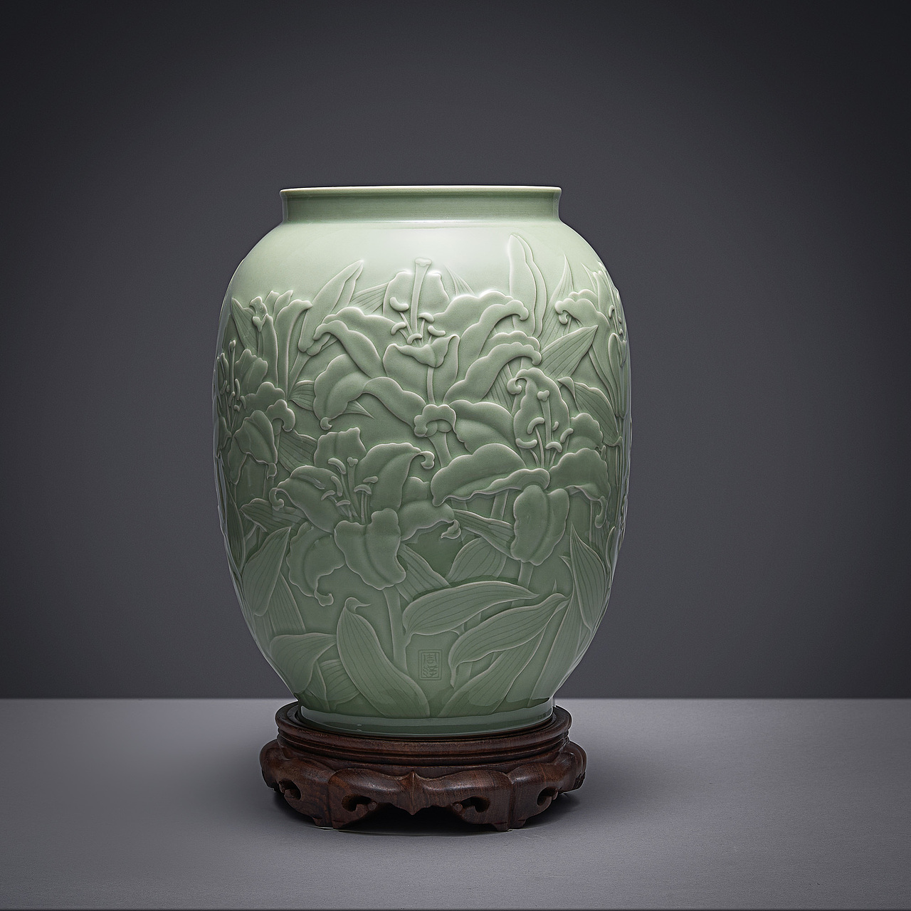 艺术品拍摄|浙江省博物馆藏品越窑青瓷盘“繁花”