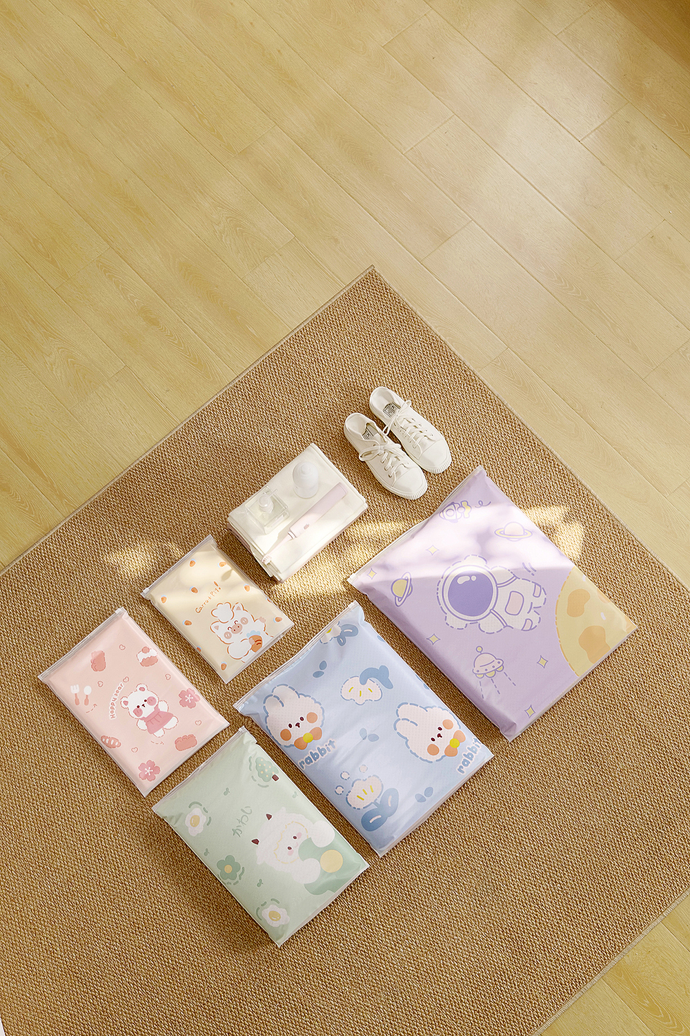 PVC旅行收纳袋（图ZMzU1ODk2MzU2） - 产品摄影 - 站酷设计师百花摄影原创素材 - 站酷ZCOOL