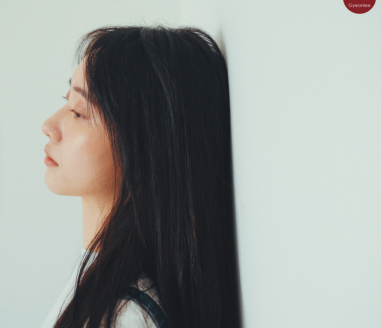 呼吸一种慢空气｜ 徕卡M240 ｜写真约拍（图ZMzU2MDg4NDcy） - 人像摄影 - 站酷设计师gyeonlee原创素材 - 站酷ZCOOL