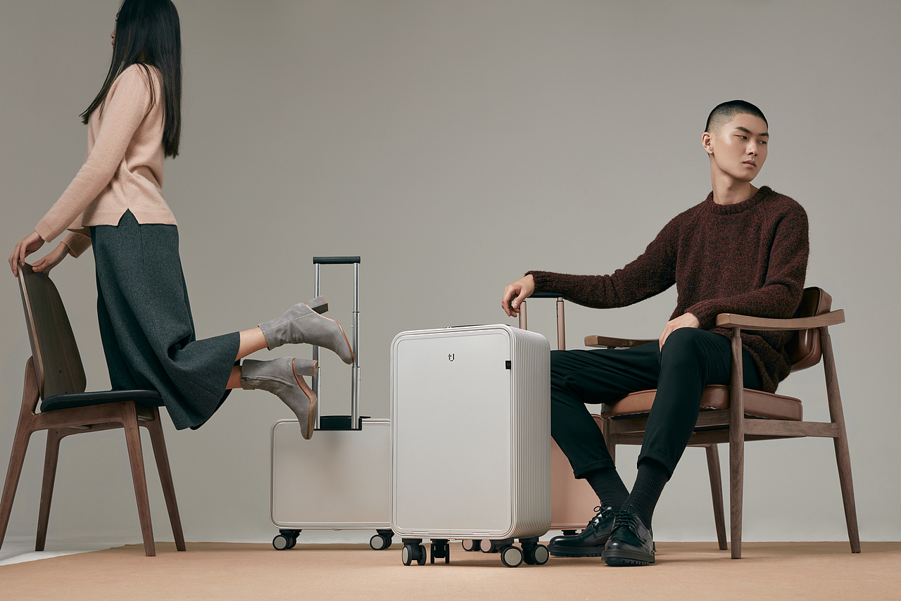 TUPLUES拉杆箱 |人像拍摄 | VEG STUDIO