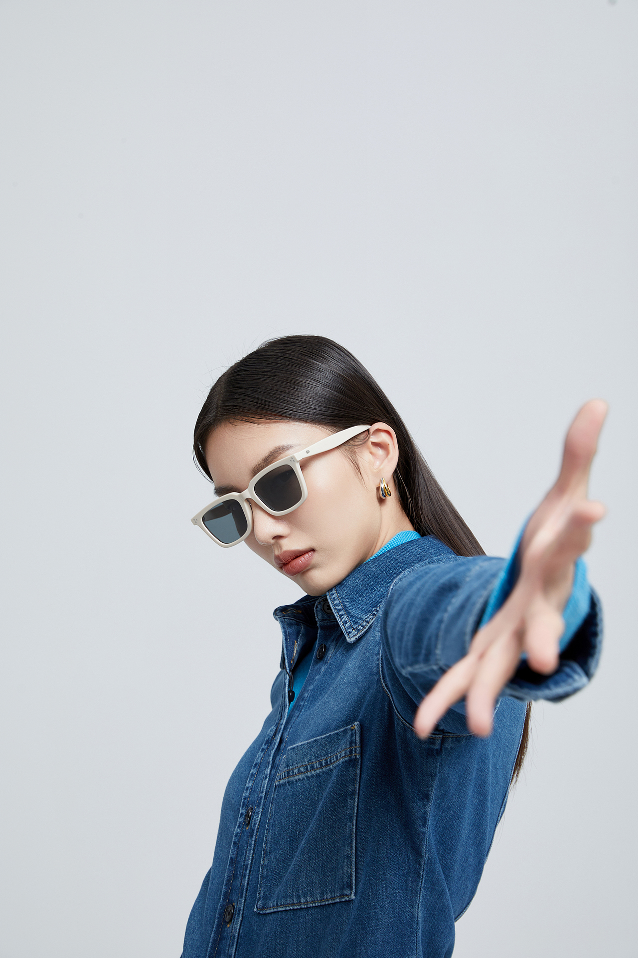 创意摄影眼镜拍摄墨镜拍摄太阳眼镜（图ZMzU4NzcwNzAw） - 时尚/艺术摄影 - 站酷设计师Aler楽原创素材 - 站酷ZCOOL