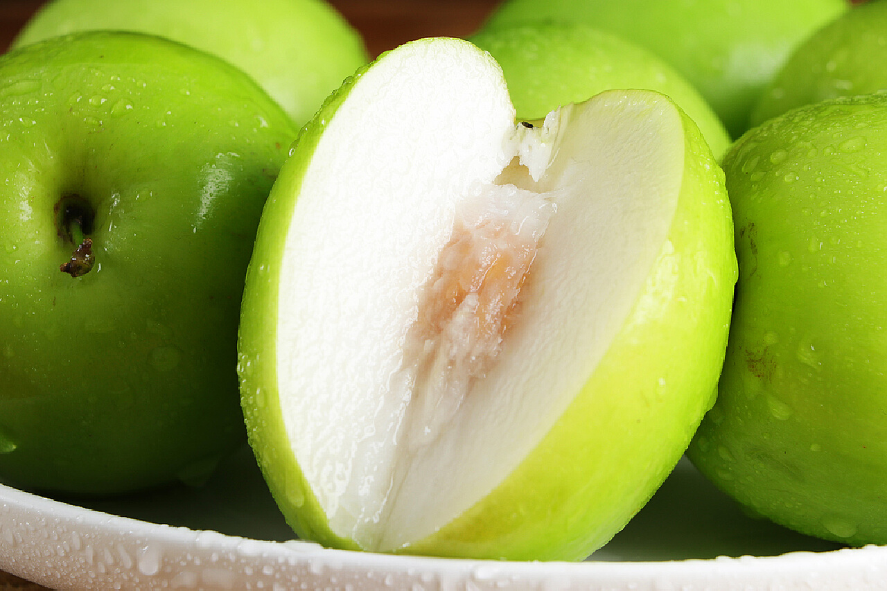 油桃新品种——珍珠枣油桃（奇果王）枣油桃、油桃苗、-阿里巴巴