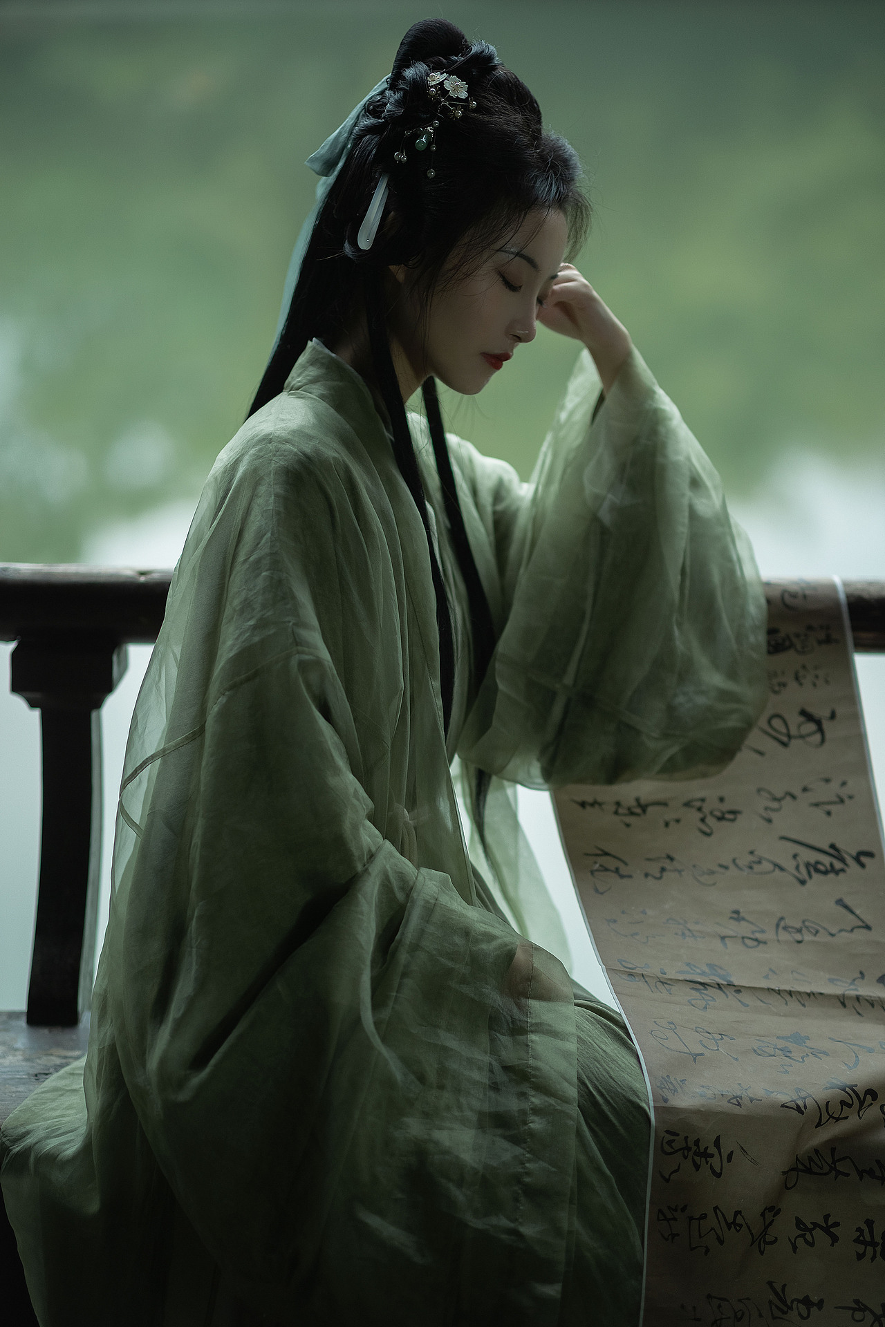 绿意晓声浓