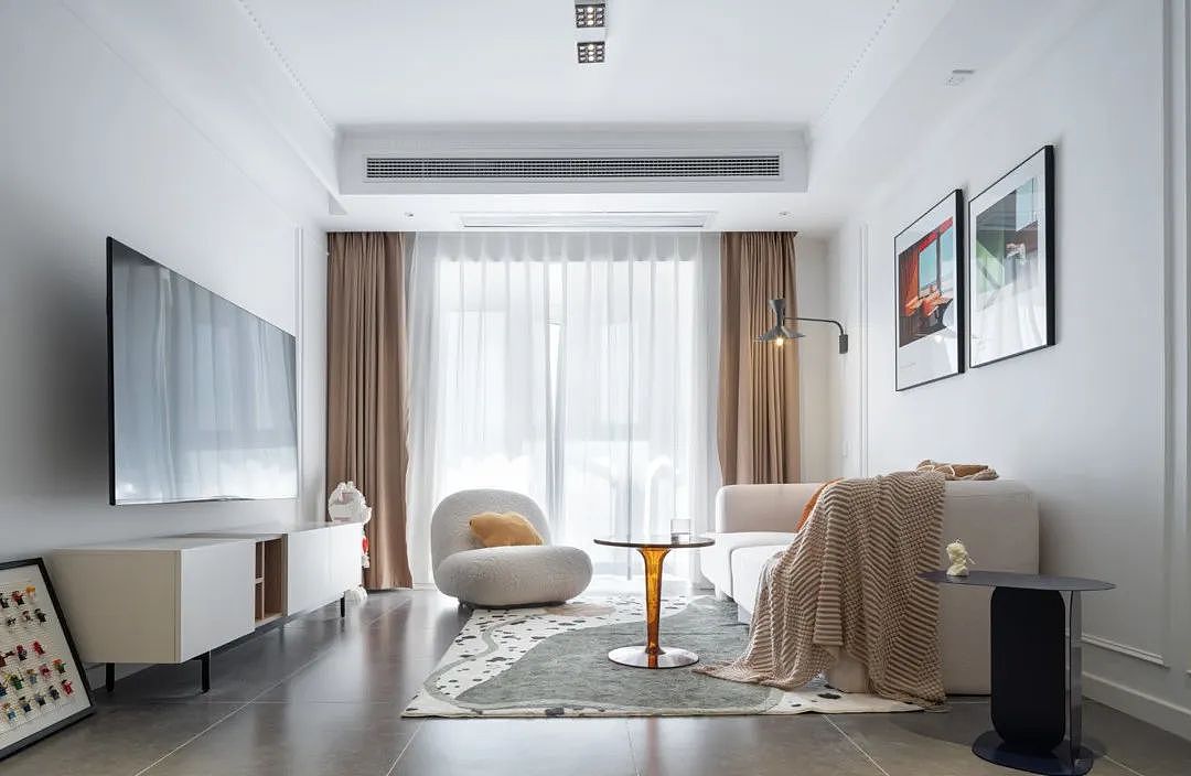 简约中又不失生活的浪漫,118㎡的轻法式两室太好看了